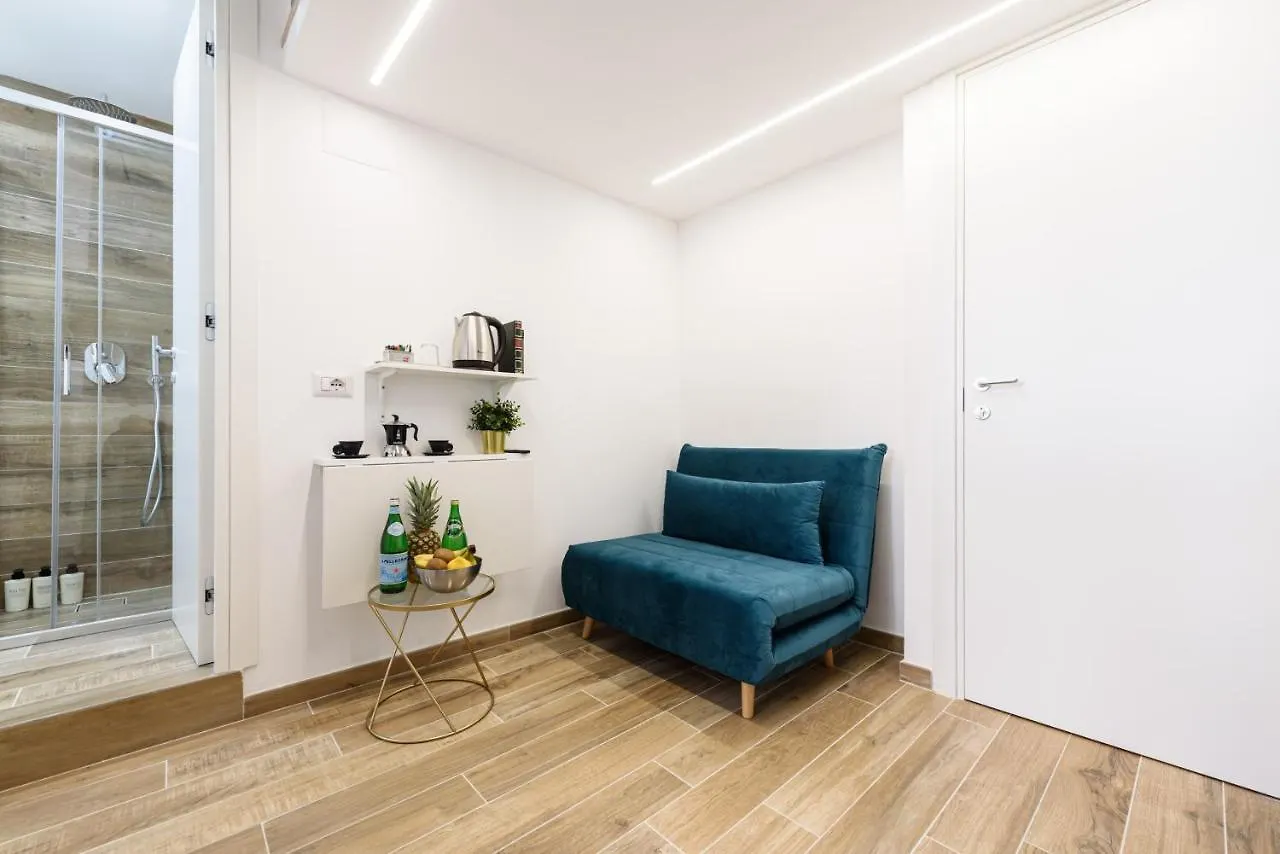 Napoli In Bed Apartment  Naples